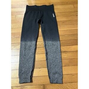 Gymshark Size M Adapt Ombre Seamless Leggings Black/Grey